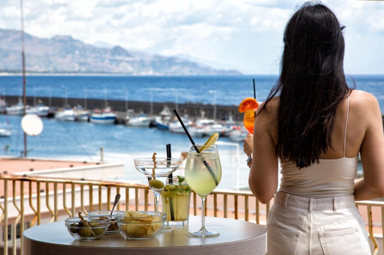 Grand Hotel Yachting Palace Riposto Exterior photo