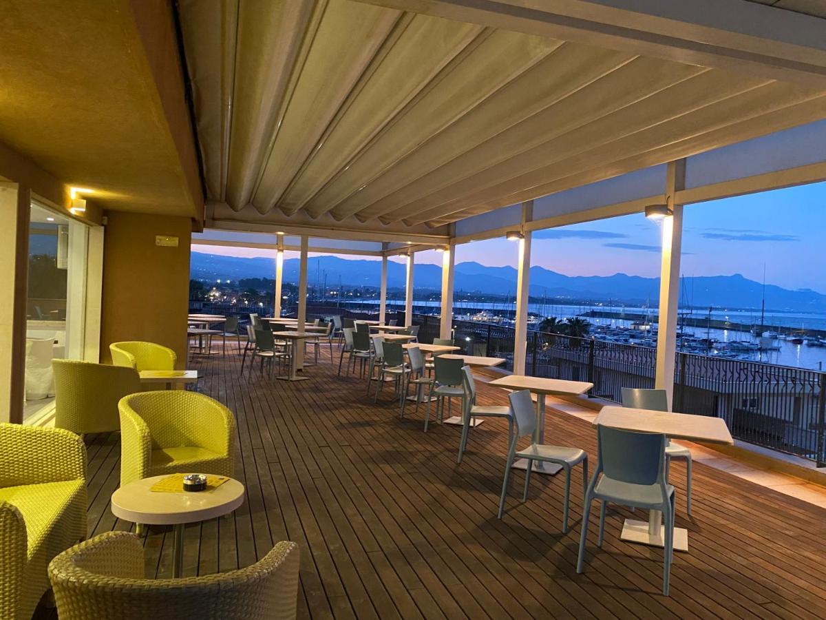 Grand Hotel Yachting Palace Riposto Exterior photo